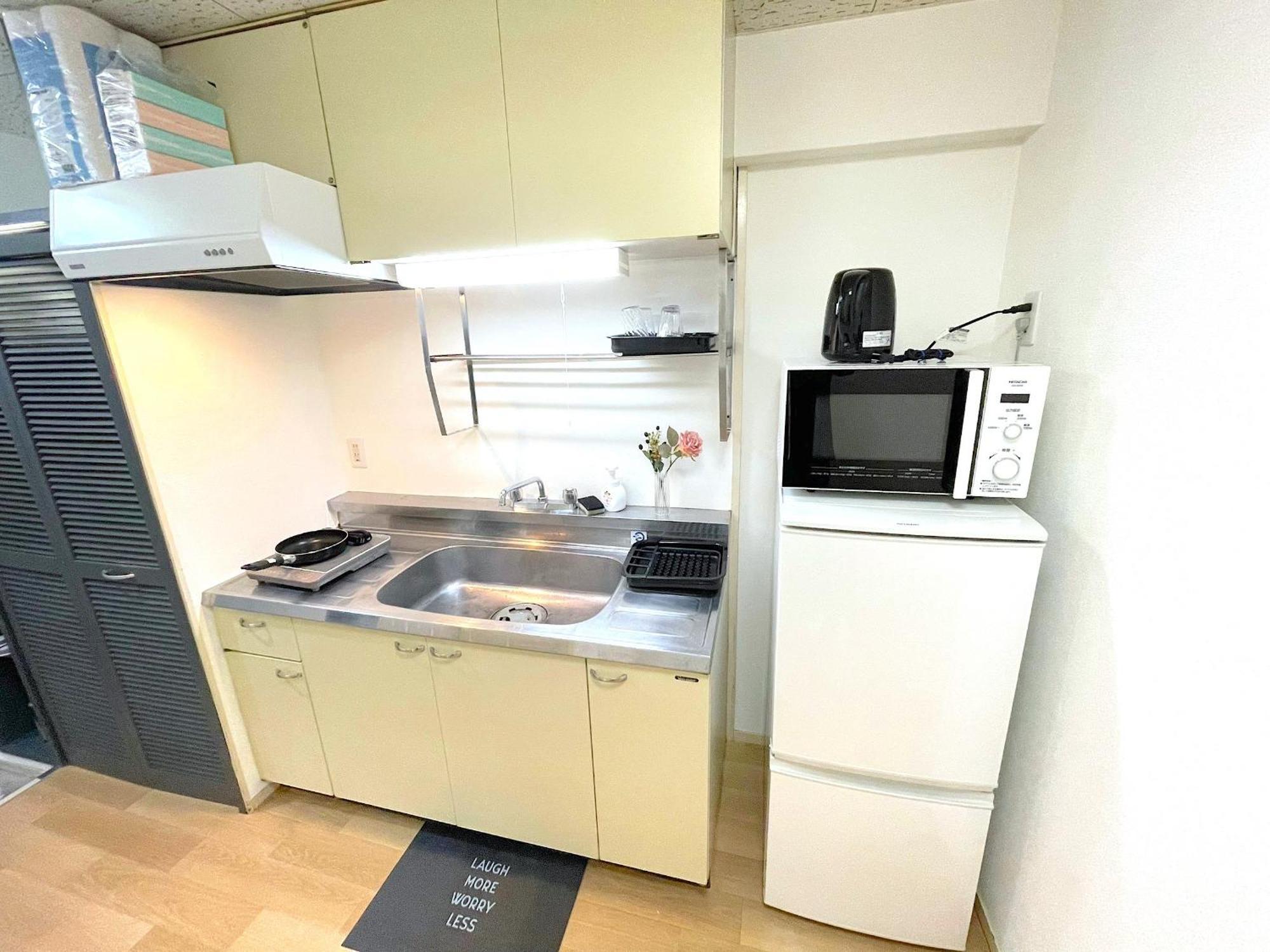 Fukuoka Airport Line Ijiri St Self Check In Apartment Exteriör bild