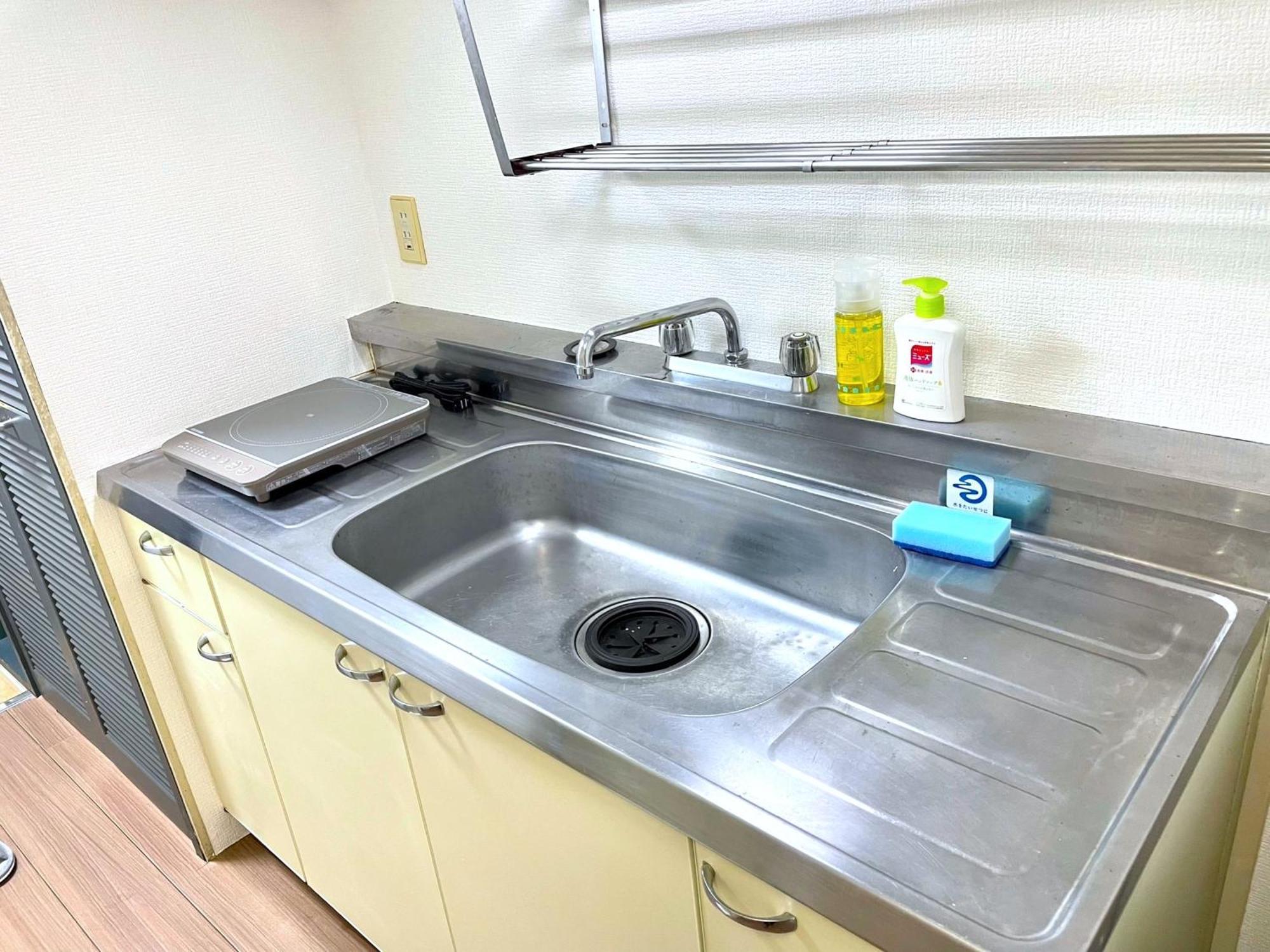 Fukuoka Airport Line Ijiri St Self Check In Apartment Exteriör bild